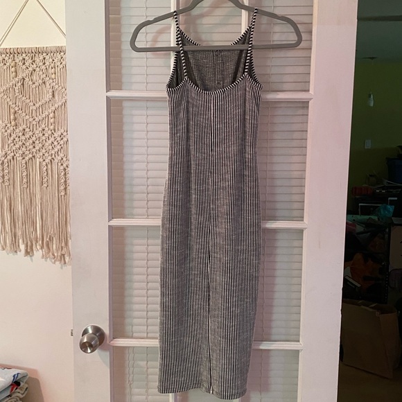 Striped dress - Picture 3 of 3